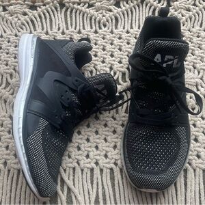 APL Ascend Sneakers Size 8
